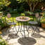 Ensemble bistro avec cadre en fer, ensemble de table ronde à 2 places et chaises, ensemble de conversation pliable avec sièges en filet de fer, pour jardin, balcon, bord de piscine, noir et rouge