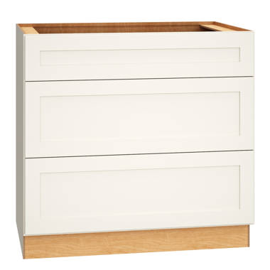 3-DRAWER VS 4-DRAWER BASE CABINETS