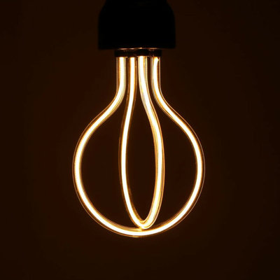 Shutt 8 W 2200 K LED Smart Bulb