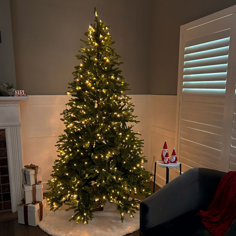 Fraser Hill Farm 7.5 ft. Oregon Pine Artificial Prelit Christmas Tree with Dual Multicolor & Warm White LED Lights, 7.5'