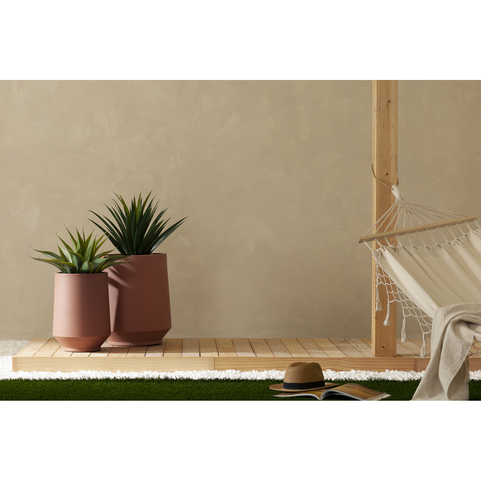 Dalya Pot Planter, 16.25" H x 12.25" W x 12.25" D, Orange