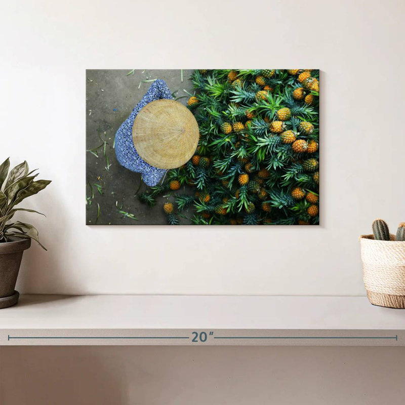 Yarlin Pineapple Seller, 8" H x 12" W