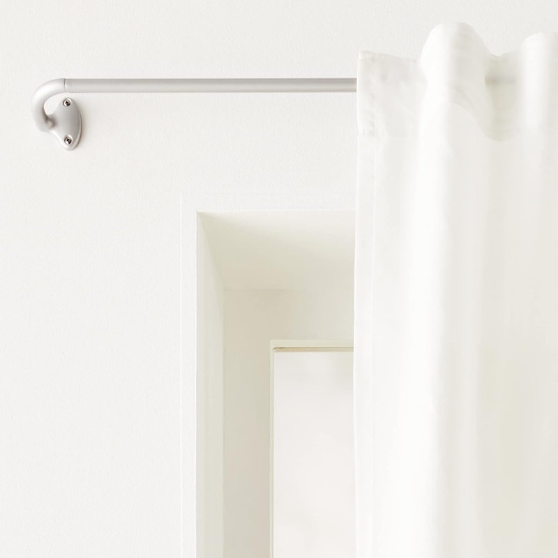 Extendable Window Curtain Pole For Eyelet Curtains , 22Mm Diameter, 122-224Cm, White