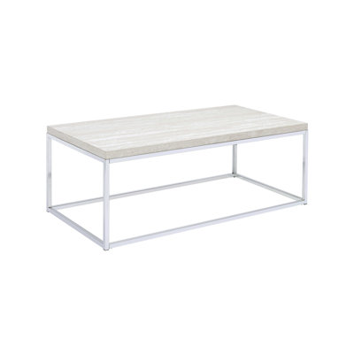 Table basse noire sur noir