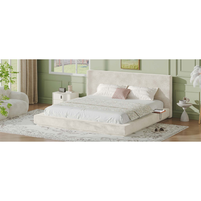 Structure de lit très grand AirFrame avec table d'appoint coulissante réglable, effet visuel flottant et coussin éponge rembourré en nuage de 8,7 po pour un assemblage facile (matelas non inclus)