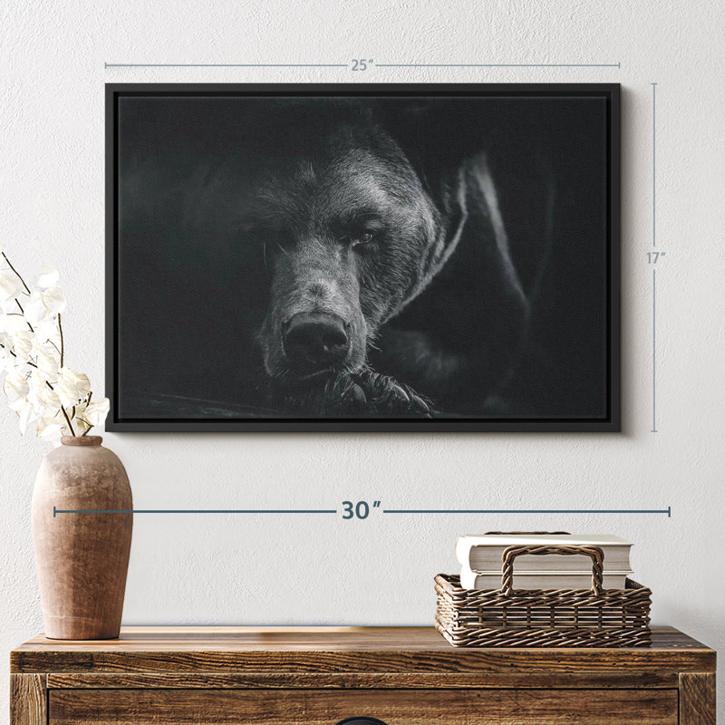 Impression sur toile monochrome avec ours brun, H 17 po x l 25 po