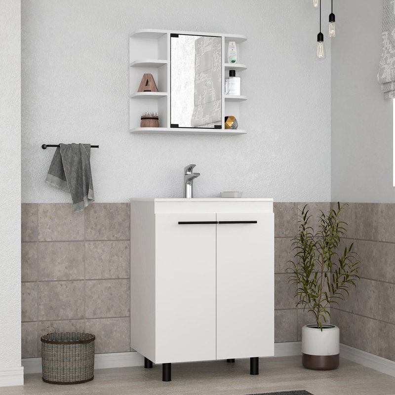 Salle de bain blanche avec meuble-lavabo généreux et porte miroir avec rangement Classy 2: & Chest