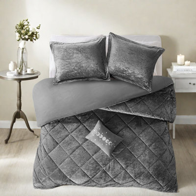 Luxurious Velvet Bedding Sets, Polyester Comfort, Modern Bedroom Decor
