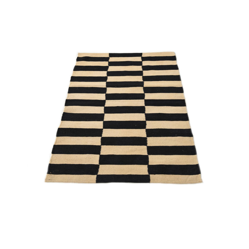 Tapis noir et blanc Ohlson