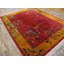 Tapis à motif floral en laine noué à la main motif corail / saumon rose des années 1920