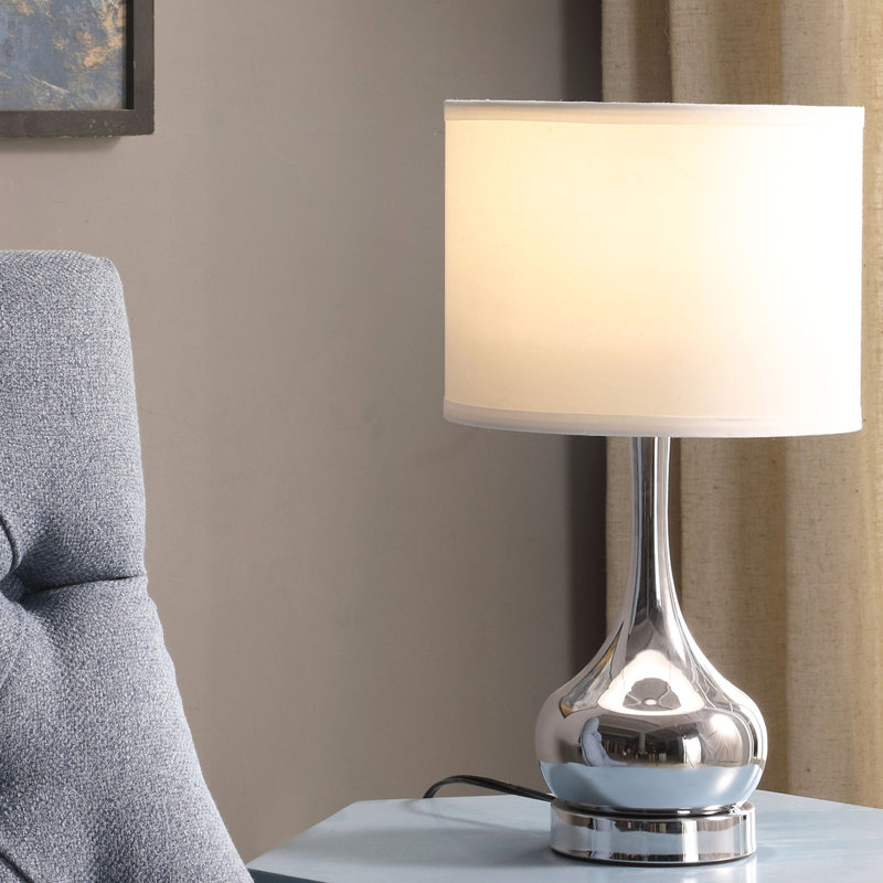 Lampe de table 18,75 "Corrine Mid-Century