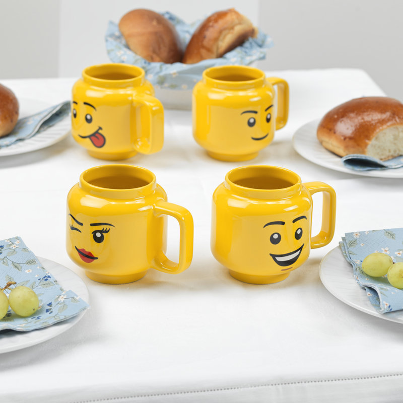 LEGO: Petite tasse en céramique - Happy Boy - 8,6 oz, tête de figurine jaune classique, H 4,17 po x l 4,02 po x P 4,02 po