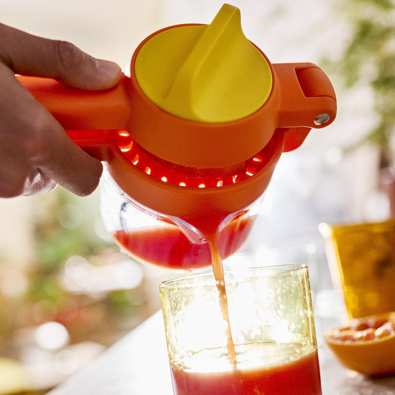 Joseph Joseph JuiceMax Plus Presse à agrumes à double action avec tasse à mesurer