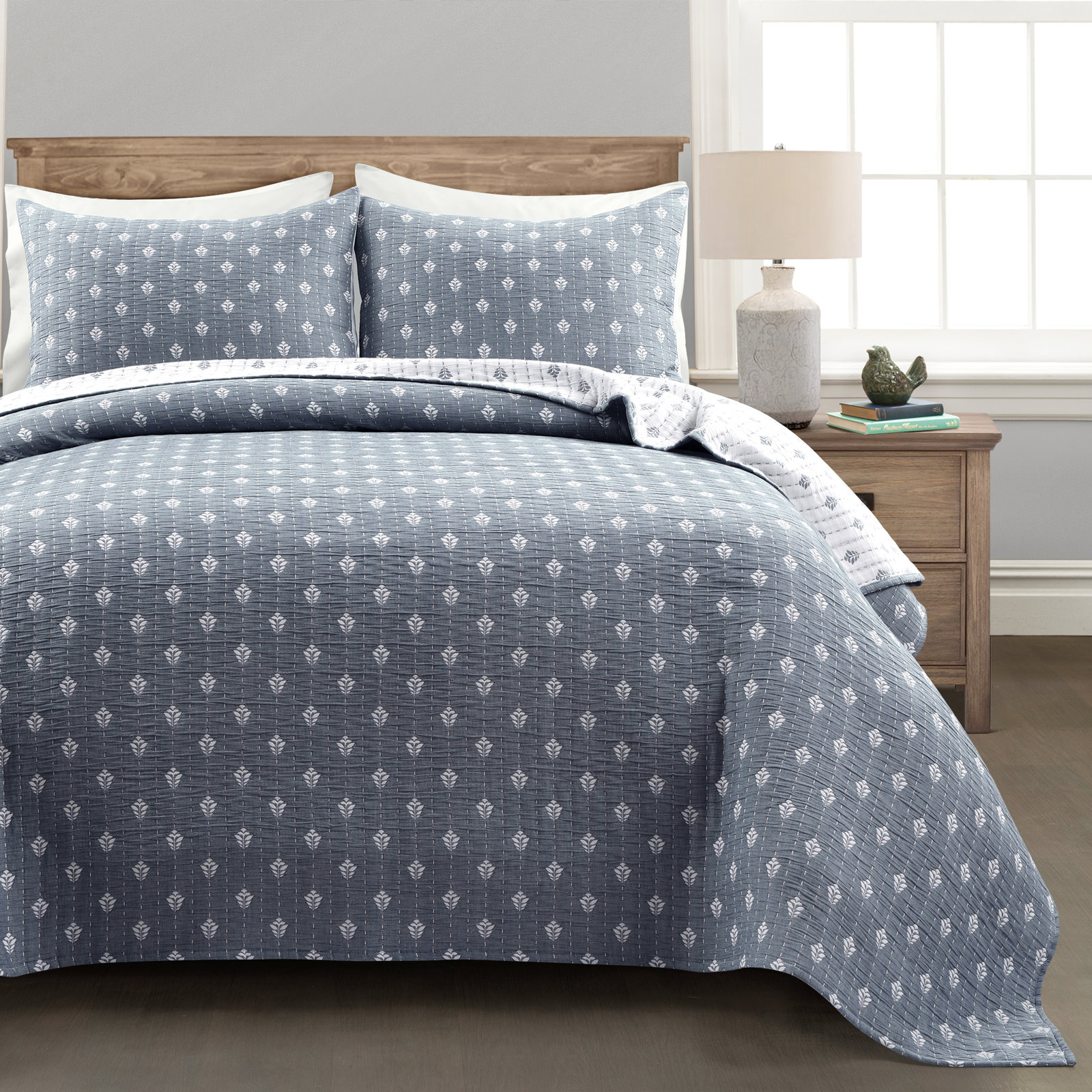 Willards Cotton Quilt Set, Queen Quilt + 2 Shams, Blue