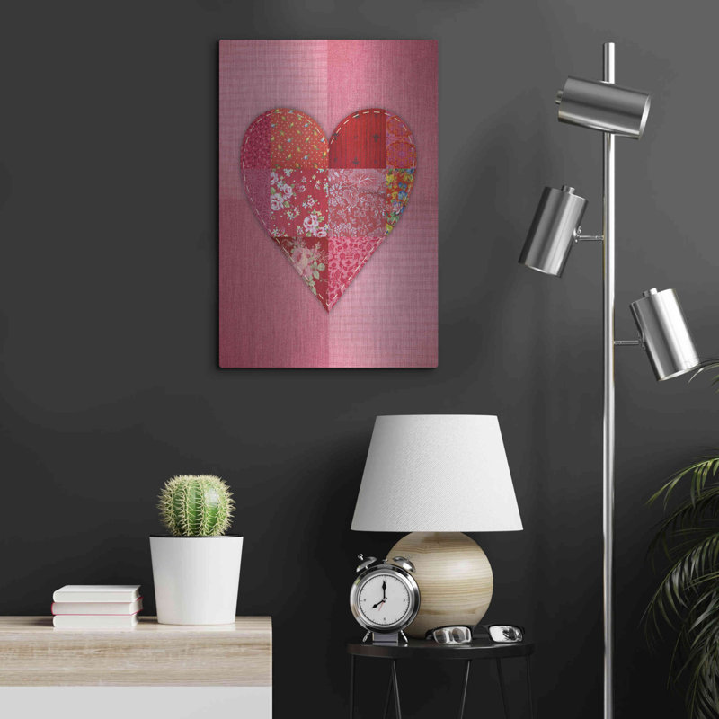 «Patch Heart Pink» par Rachel Caldwell, H 24 po x l 16 po