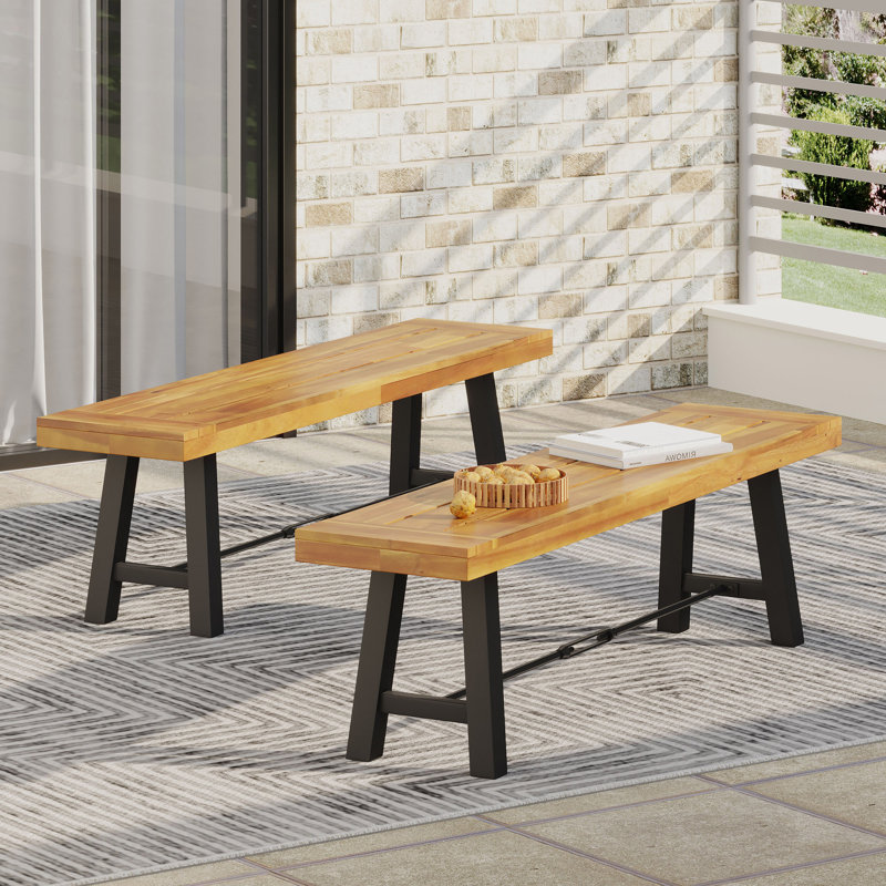 Ootdoor Bench