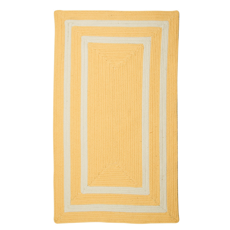 Tapis jaune à motif géométrique tressé Cisbrough, Rectangle 6 pi x 9 pi