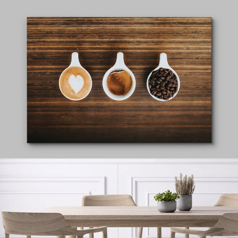 Espresso et grains de café sur table à grain de bois, H 32 po x l 48 po