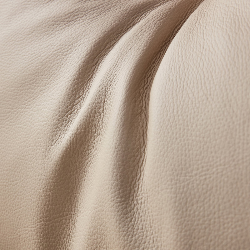 Fauteuil de 43 po de largeur, Cuir véritable beige