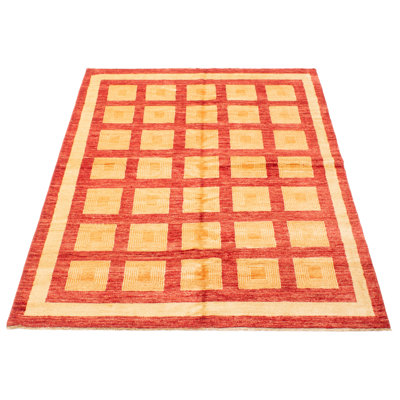 Tapis doré Finest Peshawar Ziegler 5 pi 7 po x 8 pi 1 po