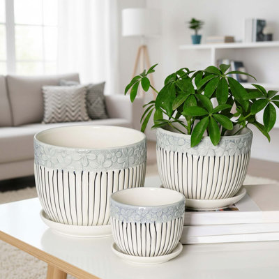 Ceramic Plant Pots Set Of 3 With Drainage Holes And Saucers, 6.75/5.6/4.2 Inch Planters