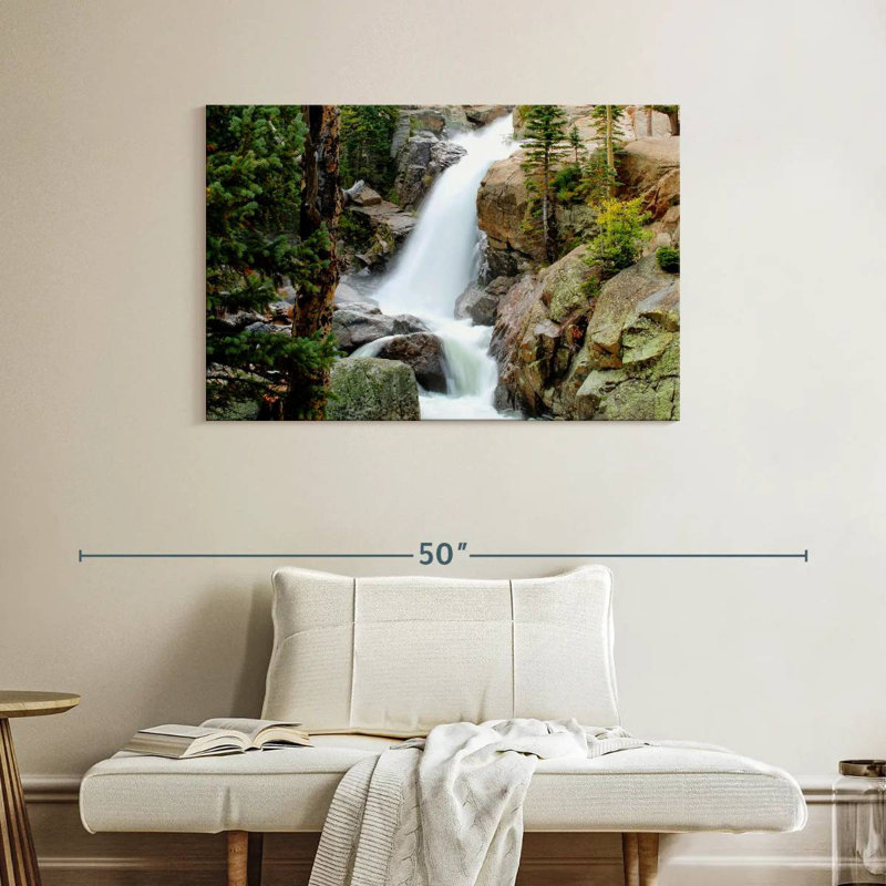 Alvord Majestic Alberta Waterfall, H 26 po x l 39 po