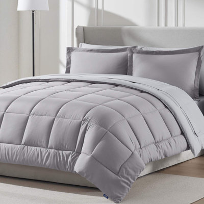 Ensemble d'édredon réversible Bed-in-a-Bag avec draps et oreillers rafraîchissants en mousse à mémoire de forme