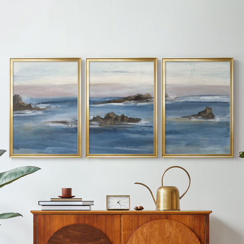 Merging the Ocean I - Toile tendue avec châssis sur mesure - 3 pièces, H 19 po x l 45 po, Doré