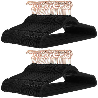 5 cintres pour accessoires antidérapants