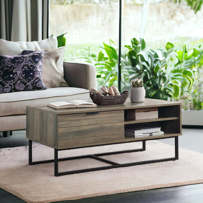 Table basse en chêne rustique