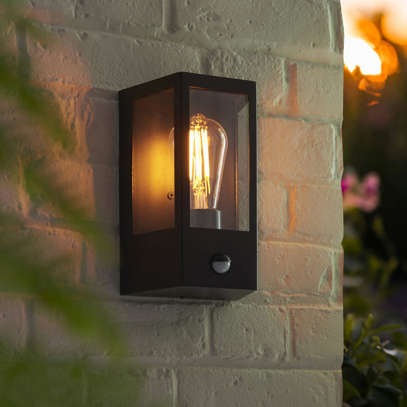 Hunto PIR outdoor Wall Light