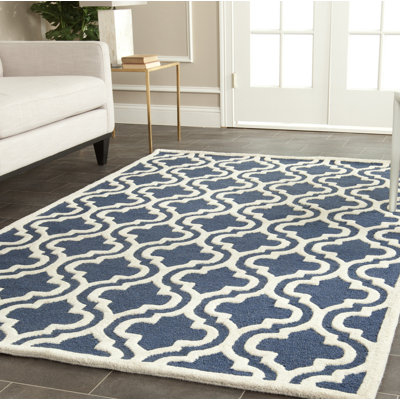 Noble Geometric Wool Hand Woven Area Rug
