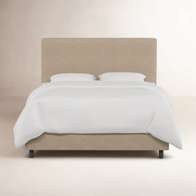 Pyburn Platform Bed