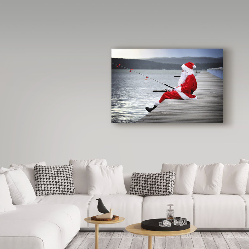 «Santa Fishing» par Yareny, reproduction de photo sur toile tendue, H 22 po x l 32 po x P 2 po