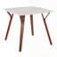 Table de salle à manger élégante en bois de noyer et marbre texturé blanc, parfaite pour les repas et les réceptions modernes.
