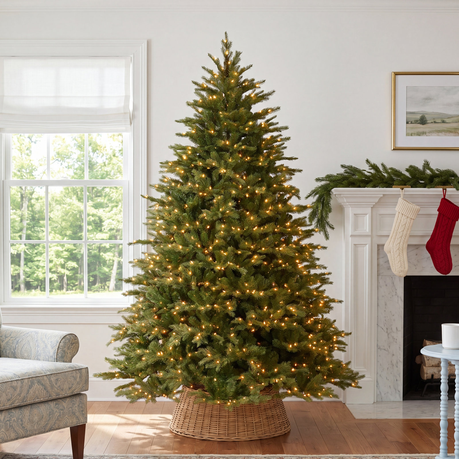 7.5' Pre-Lit Nordic Spruce Christmas Tree