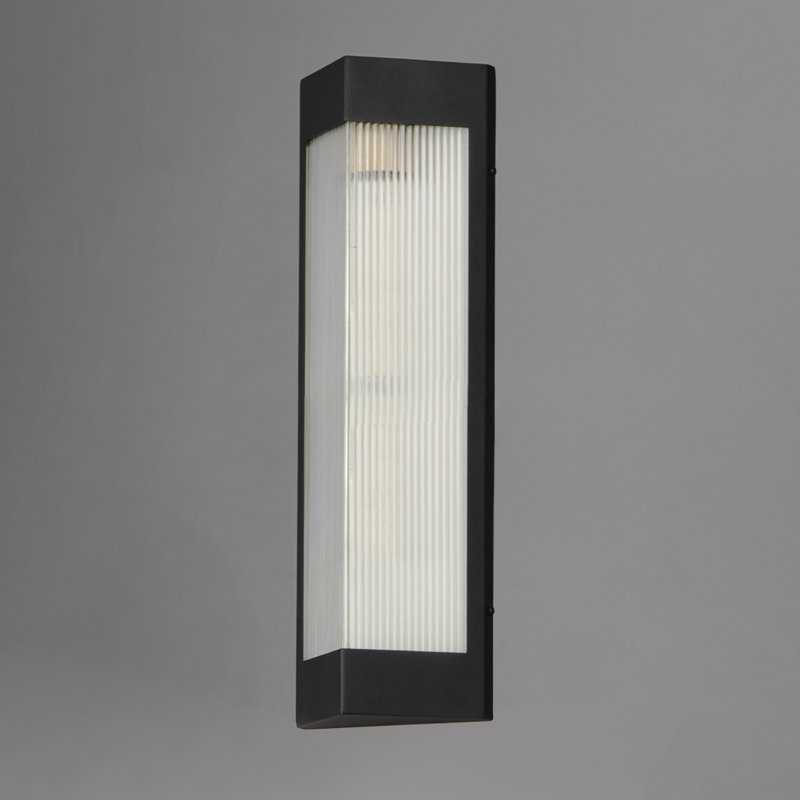 Myra Aluminum Wall Light, 20" H x 6" W x 3" D