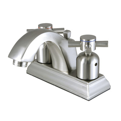 Robinet pour salle de bain avec ensemble de drain central à Concord
