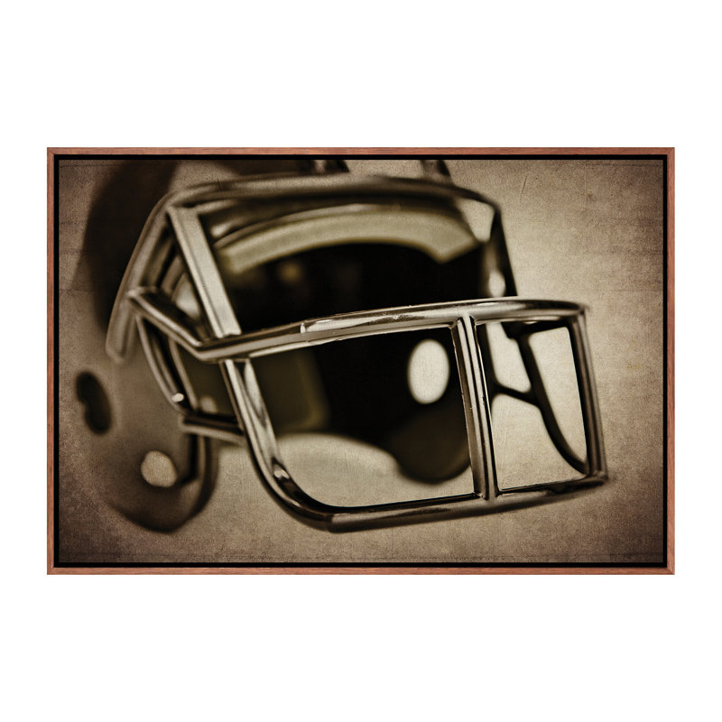 Casque noir par Saint and Sailor Studios - reproduction de photo, Toile avec cadre brun, H 18 po x l 26 po x P 1,5 po