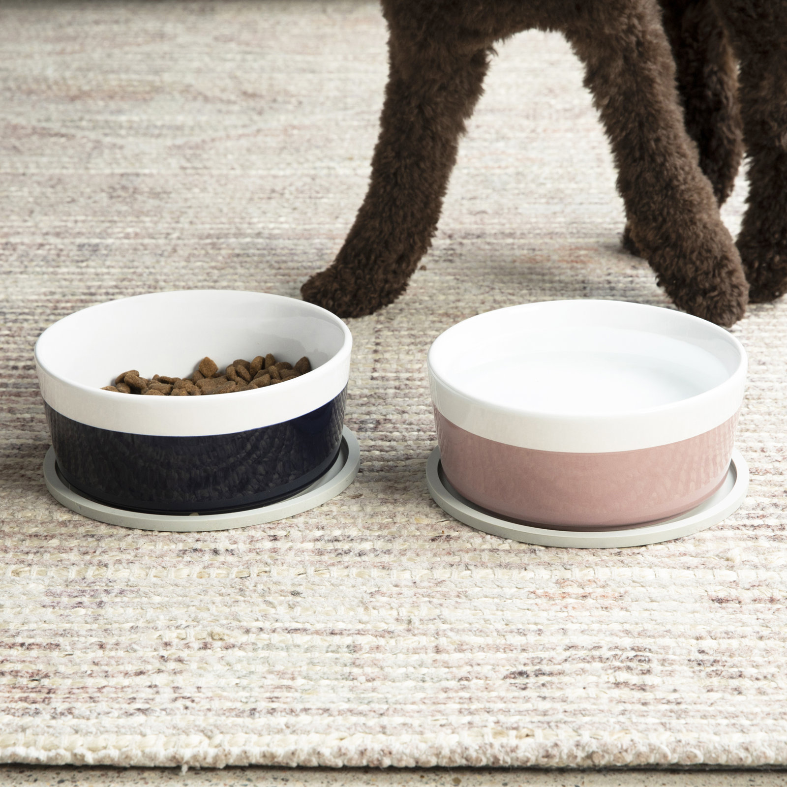 Circle Habit Pet Feeding Mat, Small (6"), Light Gray