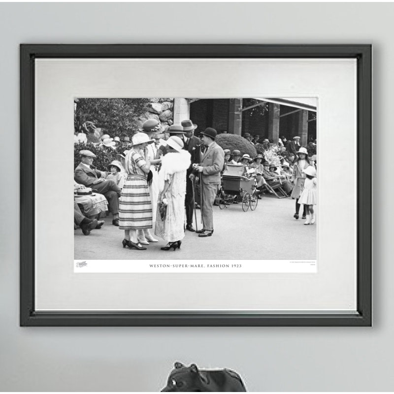 Weston-Super-Mare, Fashion 1923 - Single Picture Frame Print, 28cm H X 36cm W x 2cm D