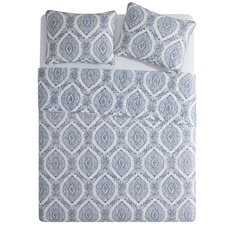 Sea Damask 3-Piece Printed Coastal Quilt Set, King Quilt + 2 King Shams