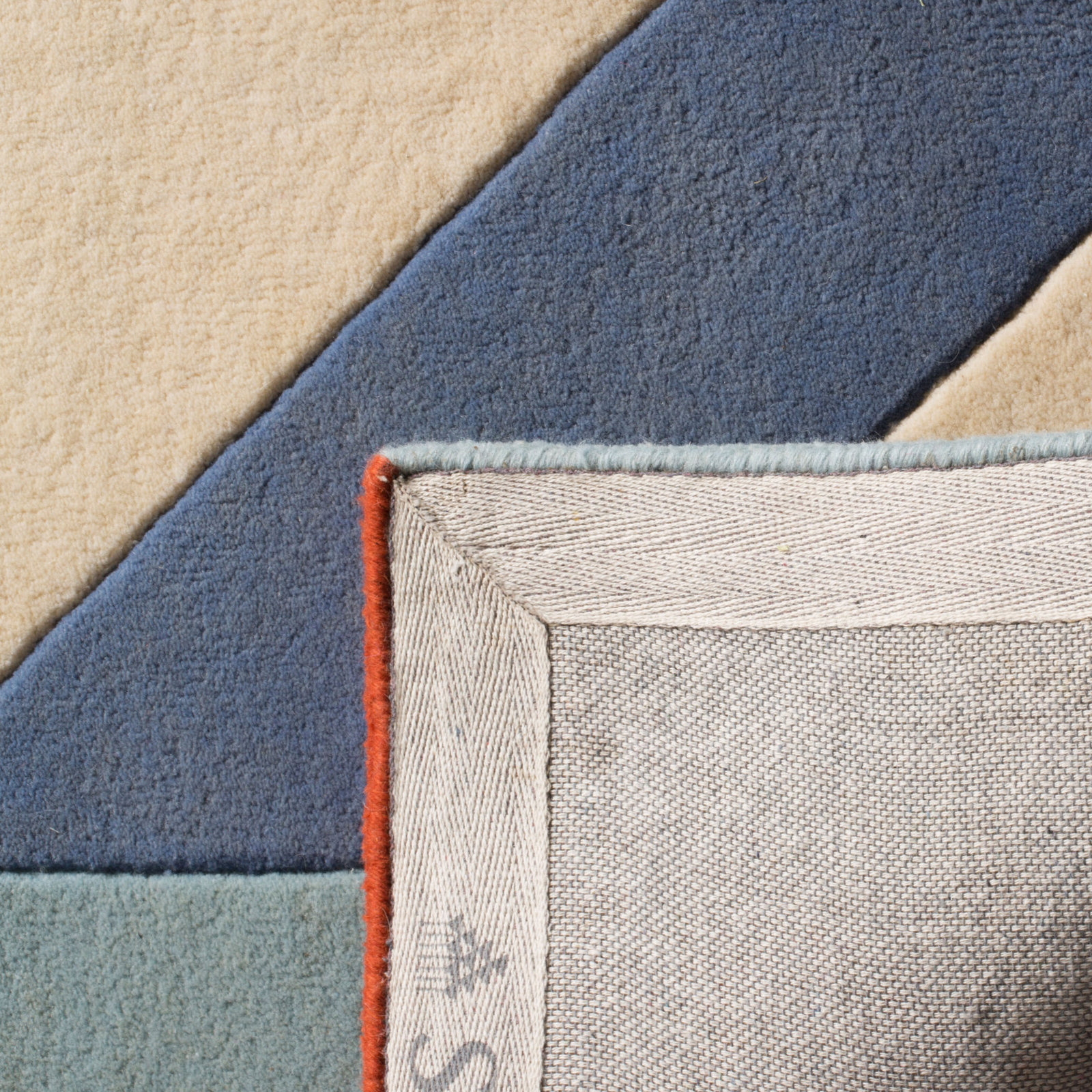 Tripoli Hand Tufted Wool Ivory/Multi Rug, Square 5'
