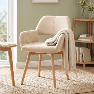 Philodendron 17.7'' H Upholstered Armchair