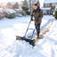 Pelle à neige avec roues, poussoir à neige en métal robuste 29 po x 16,5 po avec poignée réglable à 5 niveaux, lame à 5 angles et poignée antidérapante, pour allée, trottoirs, jardin, terrasse, bleu-134474126