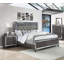 Commode glamour à 5 tiroirs avec placage miroir et boutons en faux cristal, idéale pour le rangement et l'organisation de la chambre à coucher.