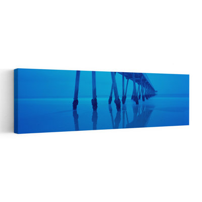 Faible angle de vue d'une jetée, Hermosa Beach Pier, Hermosa Beach, Californie, États-Unis, art mural contemporain