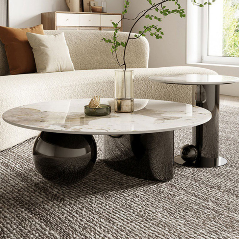 Table basse luxueuse de style italien., H 14 po x L 39,3 po x l 39,3 po, Gris