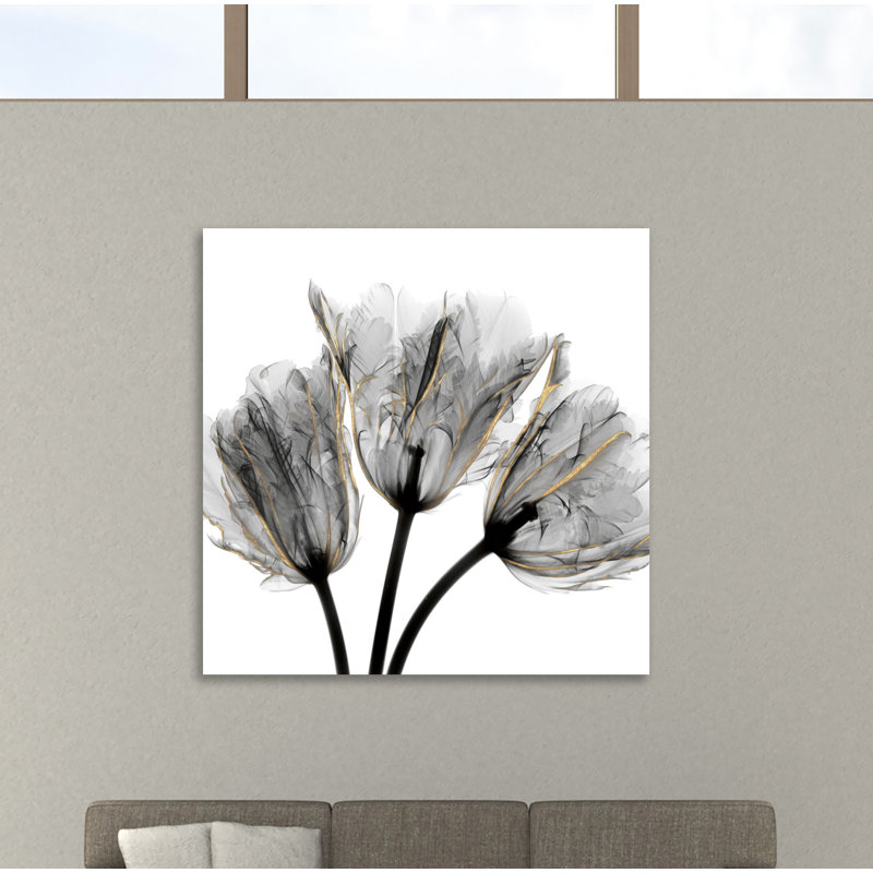 «Gold Embellished Tulips 3» par Albert Koetsier, reproduction d'art sur toile, Toile tendue, H 18 po x l 18 po x P 1,5 po