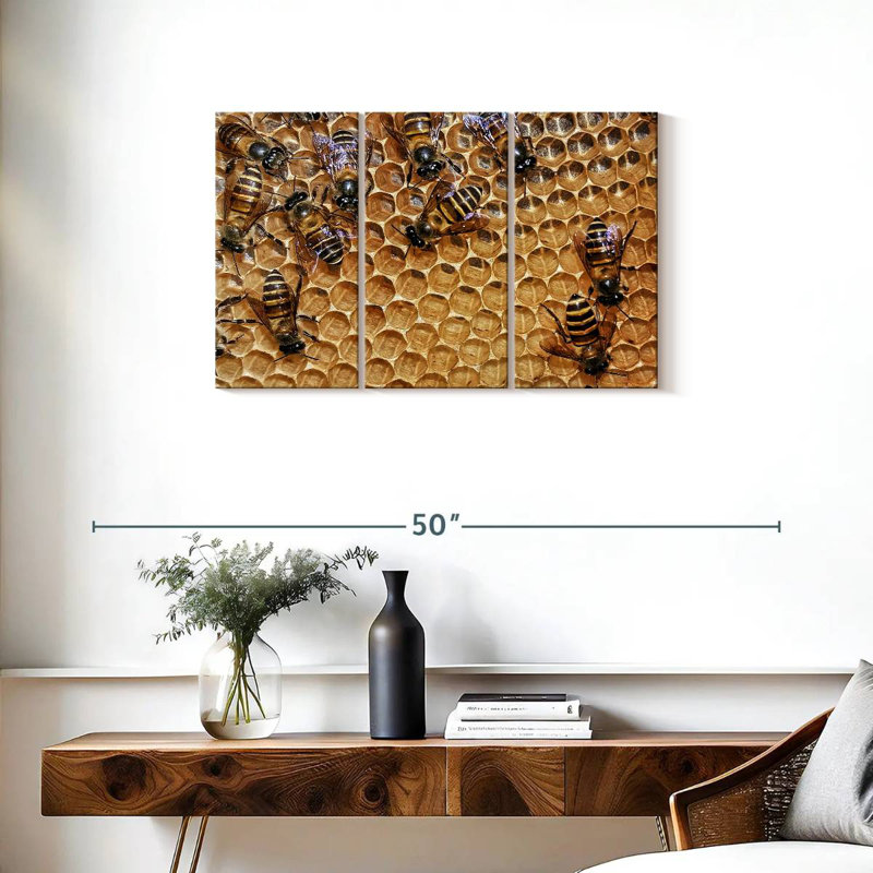 Abeilles Brampt, H 20 po x l 33 po